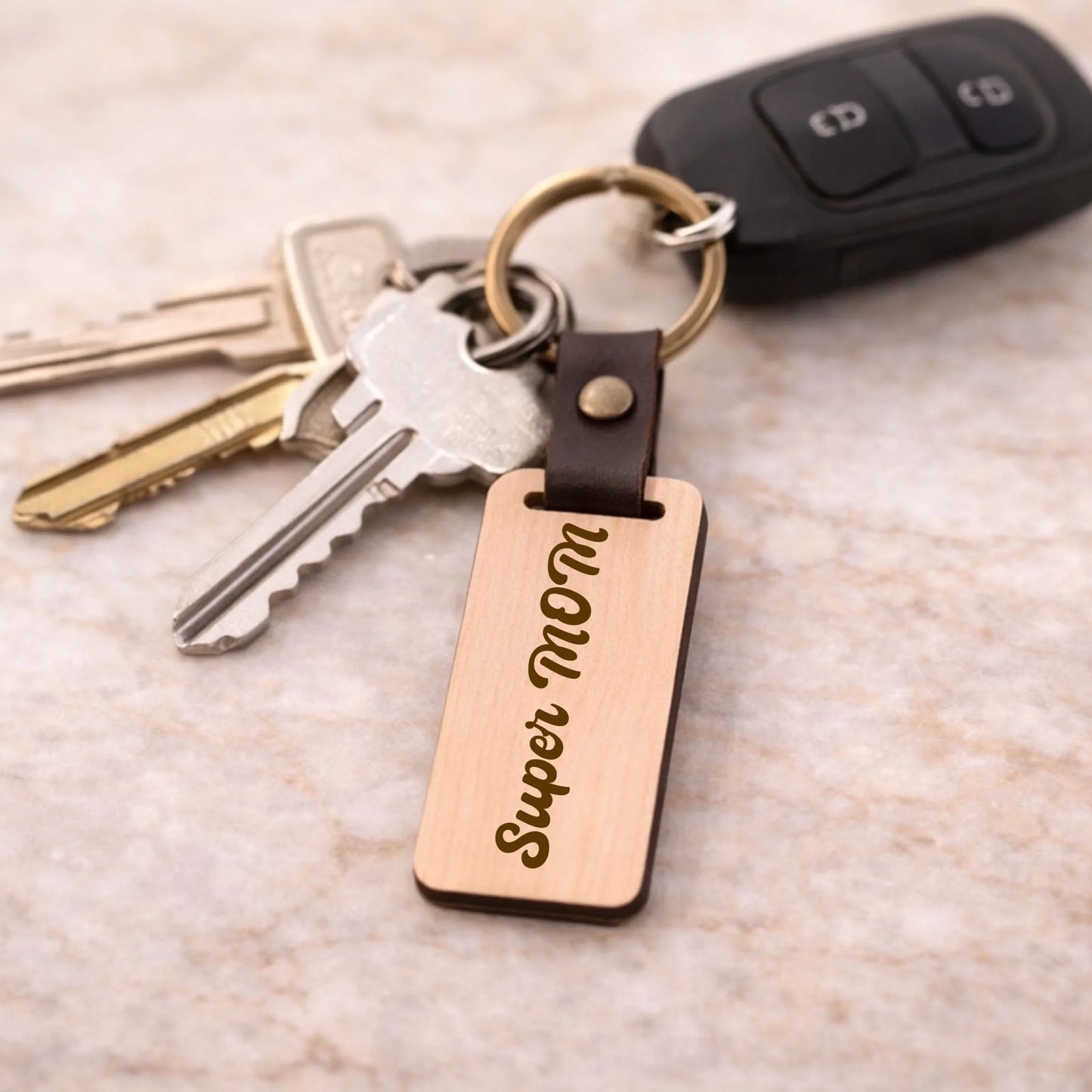 Holz Schlüsselanhänger an Schlüssel