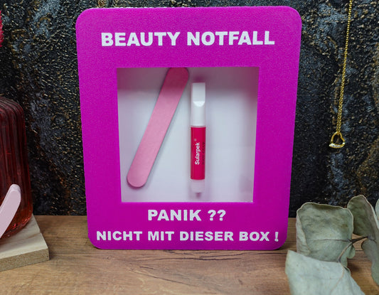 Beauty-Notfallbox – Feile und Kleber für den perfekten Look