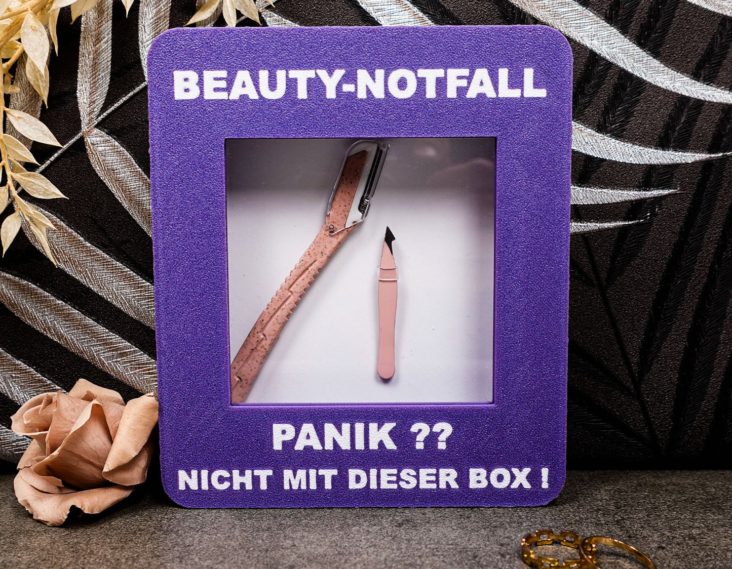 Beauty-Notfallbox – Rasiermesser & Pinzette für den perfekten Look
