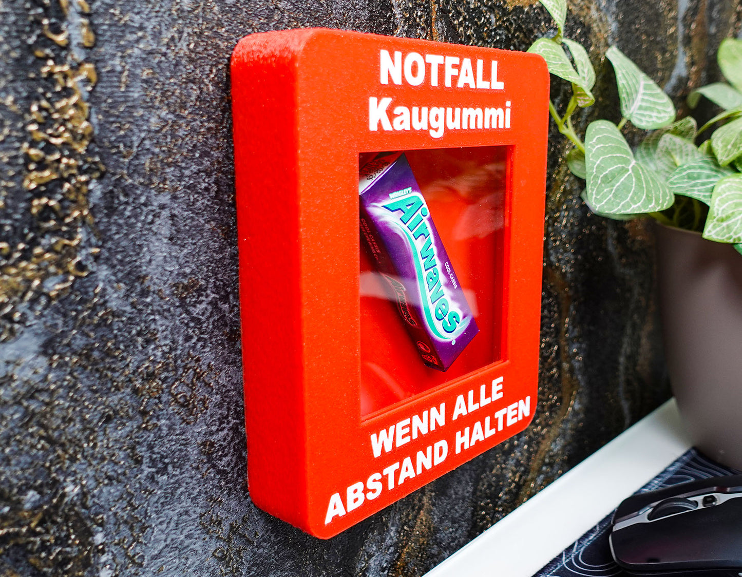 Notfall-Kaugummi – Wenn alle Abstand halten