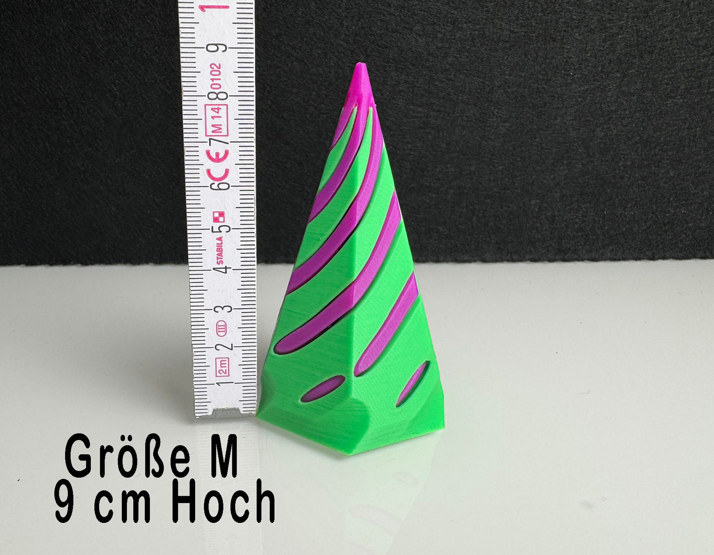 Fidget Pyramide M Höhe 9cm