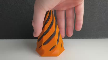 Fidget Pyramide L Höhe 11 cm